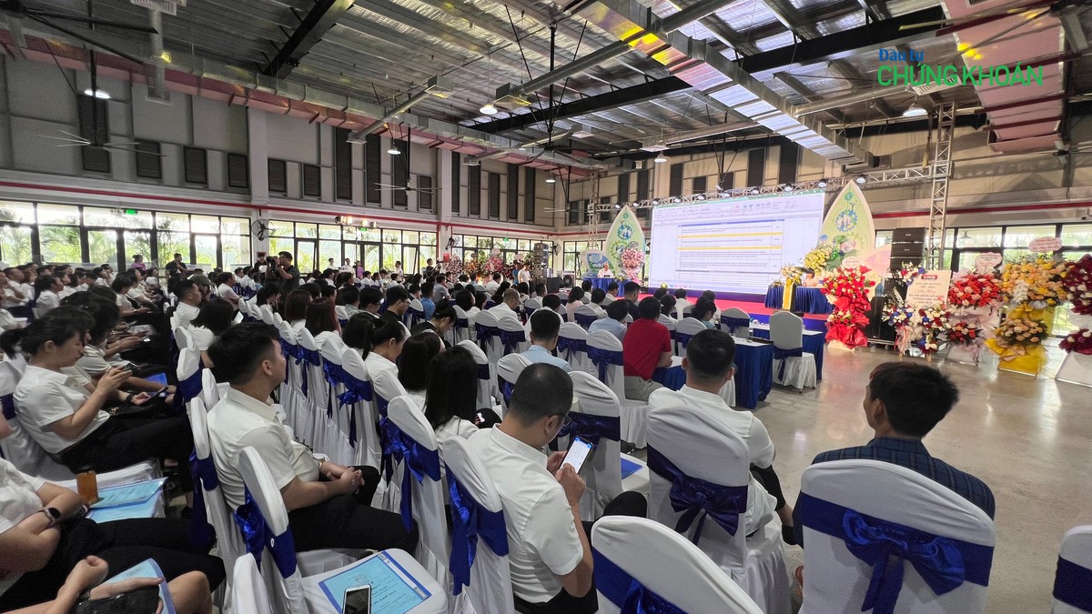 Đại hội đồng Trang Chủ KL99Com Số 1 Link Đăng Ký KL999 thường niên năm 2024 của Công ty TNG được tổ chức sáng 21/4 tại Cụm công nghiệp Sơn Cẩm 1, xã Sơn Cẩm, TP Thái Nguyên.