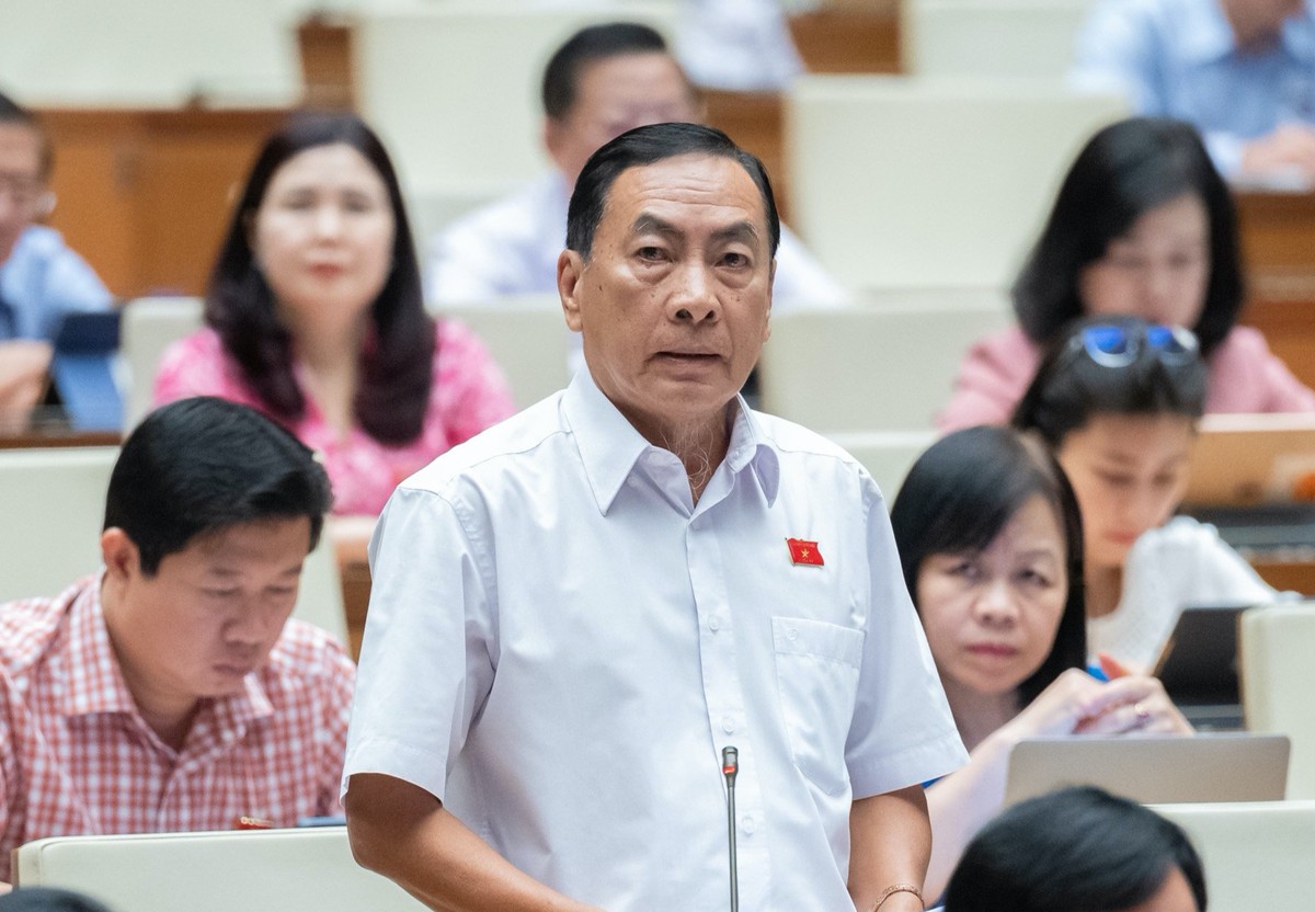 Đại biểu Phạm Văn Hòa (đoàn Đồng Tháp)