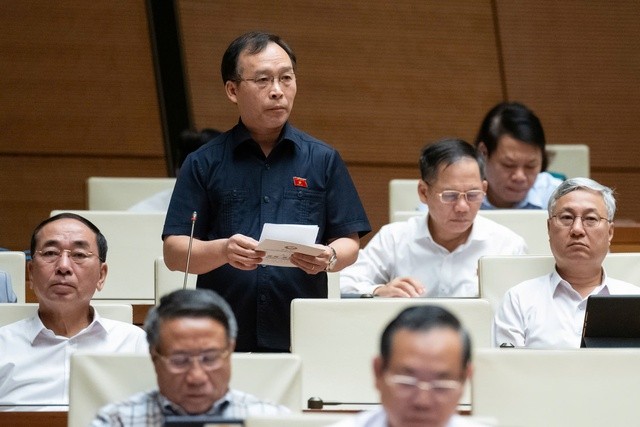 Đại biểu Trần Văn Tuấn (đoàn Bắc Giang)