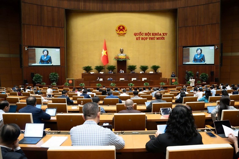 Quốc hội nghe Tờ trình dự án Luật Kl99kl phiên bản hoạt động tiền gửi (sửa đổi) sáng 23/10