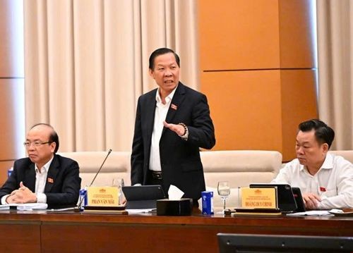 Chủ nhiệm Ủy ban Kl992 cổng game cá cược và Kl991.com nạp rút nhanh Phan Văn Mãi trình bày báo cáo thẩm tra dự thảo