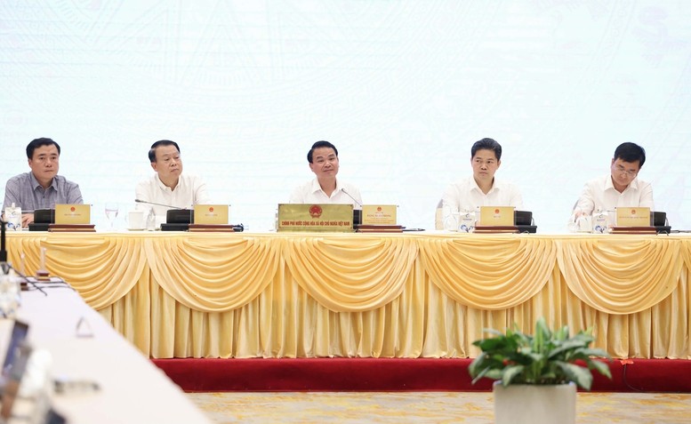 Lãnh đạo các bộ ngành dự Họp báo Kl993 ưu đãi thưởng hấp dẫn chiều 3/6/2026