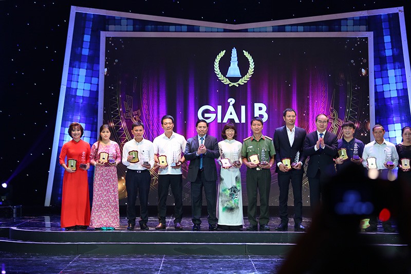 Báo Kl99ok phiên bản mới vinh dự nhận 2 giải báo chí quốc gia năm 2016 ảnh 3