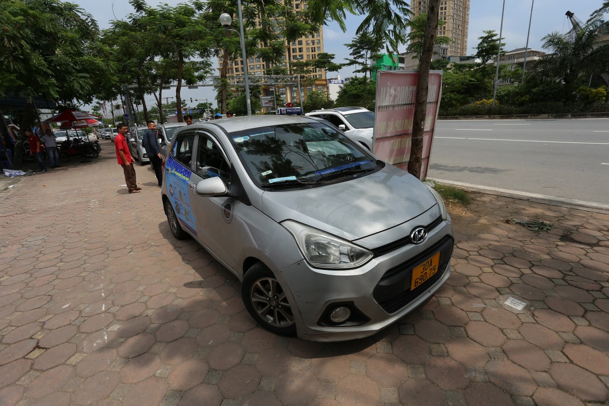 Dù thủ tục đơn giản, nhưng nhiều tài xế vẫn chưa thực hiện được việc cấp đổi biển số từ trắng sang vàng theo quy định do vướng mắc về giấy phép Kl992 VIP Trang Chủ 2026 vận tải.
