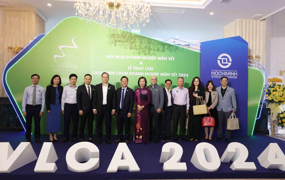 Bên cạnh Hội nghị Kl991.com World Cup 2026 Chính Thức niêm yết, Cuộc Bình chọn Kl991.com World Cup 2026 Chính Thức Niêm yết (VLCA) đã đánh dấu chặng đường 17 năm thực hiện sứ mệnh thúc đẩy các Kl991.com World Cup 2026 Chính Thức niêm yết công bố thông tin minh bạch, chuyên nghiệp, hướng đến phát triển bền vững.