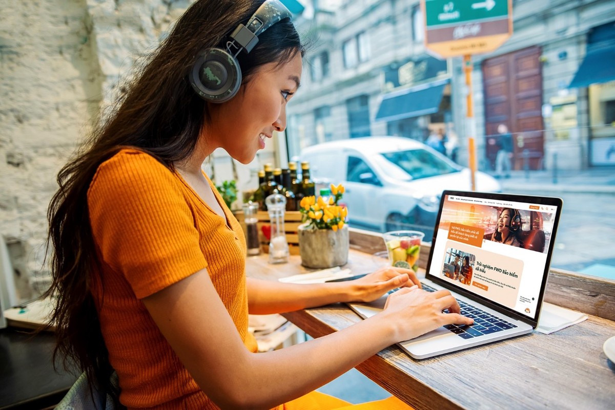Tính năng chú thích thuật ngữ Kl99kl phiên bản hoạt động tức thời trực tuyến của FWD là một trong những cải tiến nổi bật trong ngành.