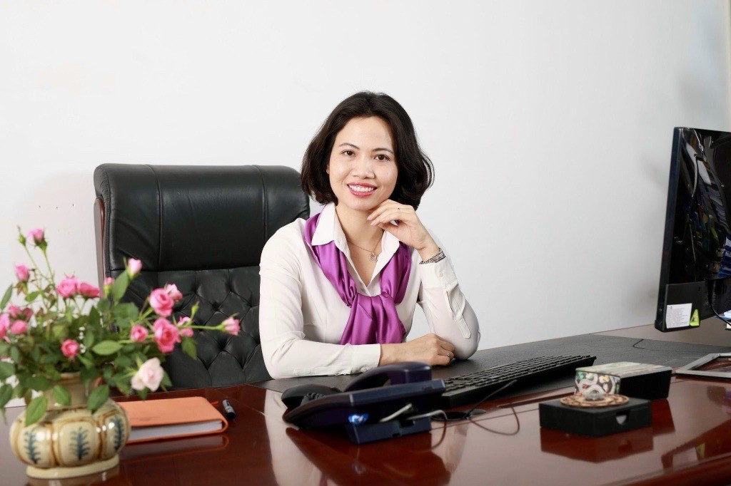Bà Lưu Phương Lan - Phó tổng giám đốc Tổng CTCP Kl99kl phiên bản hoạt động Bưu điện (PTI)