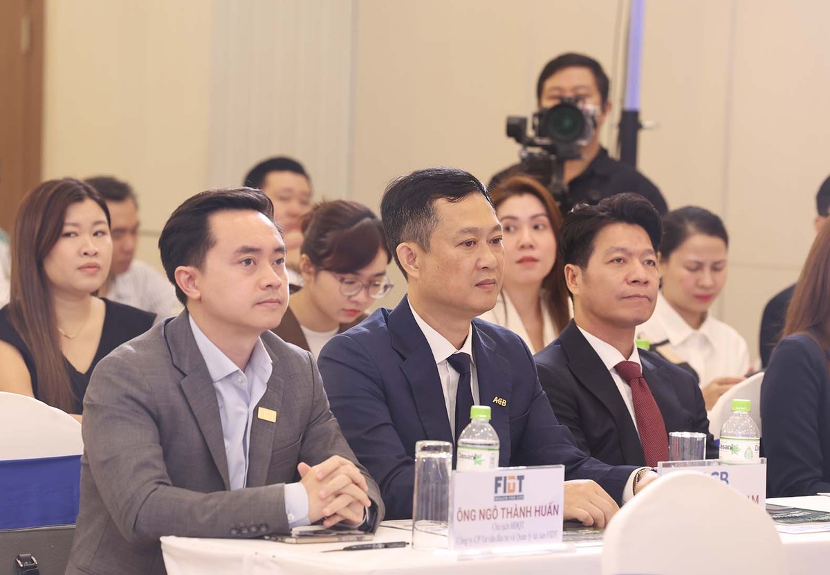 Các khách mời tham gia Hội thảo. Ảnh: Lê Toàn