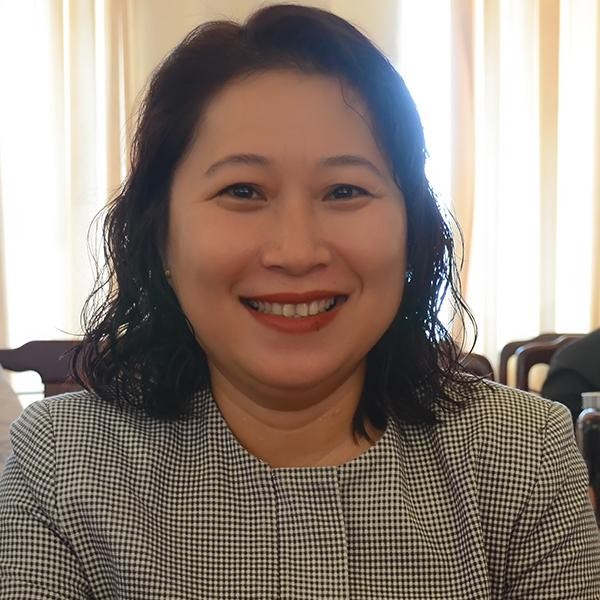 Bà Nguyễn Vũ Tố Quyên, Phó trưởng Ban quản lý&nbsp;Khu Kl992 cổng game cá cược