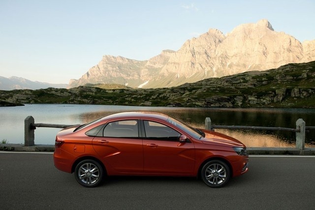 Gặp lại xe ô tô Lada Vesta, giá chỉ hơn 150 triệu đồng ảnh 14