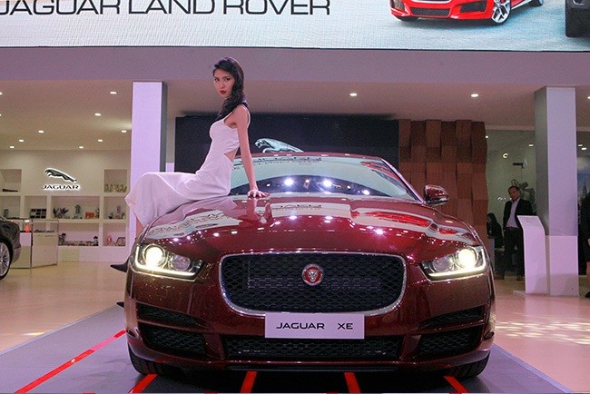 Land Rover và Jaguar mang những 'chiến binh' dũng mãnh đến triển lãm ôtô ảnh 2 Land Rover và Jaguar mang những 'chiến binh' dũng mãnh đến triển lãm ôtô ảnh 2