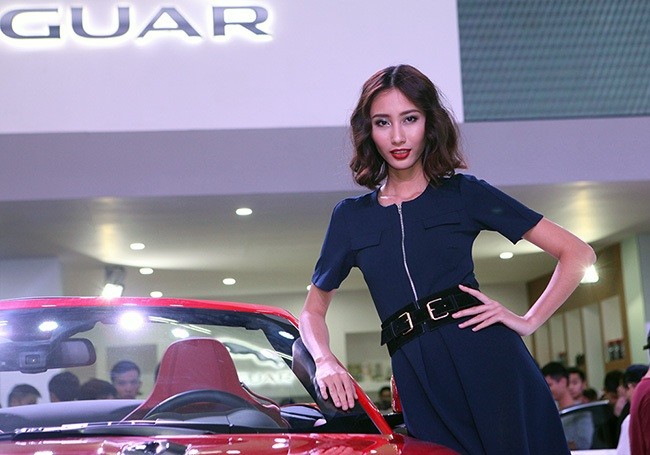 Land Rover và Jaguar mang những 'chiến binh' dũng mãnh đến triển lãm ôtô ảnh 6 Land Rover và Jaguar mang những 'chiến binh' dũng mãnh đến triển lãm ôtô ảnh 6