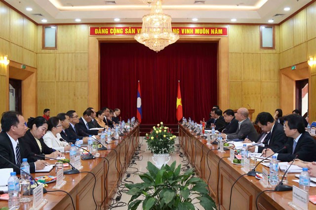 Tăng cường hợp tác, trao đổi giữa hai Bộ Kế hoạch và Kl99ok phiên bản mới Việt Nam - Lào  ảnh 1
