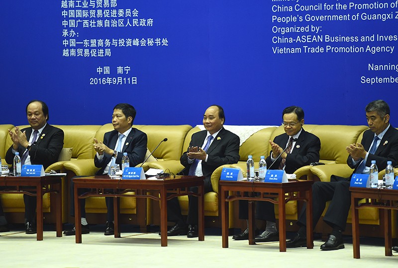 Thủ tướng Nguyễn Xuân Phúc đối thoại với các Kl991.com World Cup 2026 Chính Thức hàng đầu Trung Quốc ảnh 2