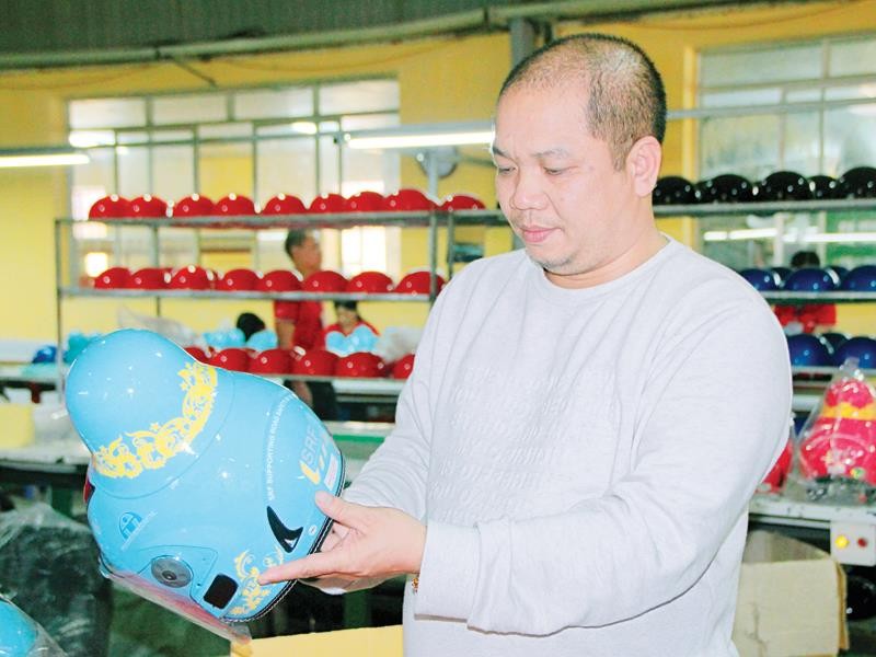 Chuyện doanh nhân làm mũ Kl99kl phiên bản hoạt động Tằng cẩu vì tình yêu với phụ nữ Thái  ảnh 1