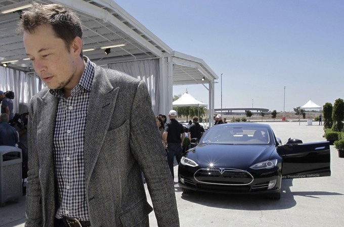 “Dị nhân” Elon Musk - từ kẻ bị bắt nạt đến người thú vị nhất giới công nghệ ảnh 10