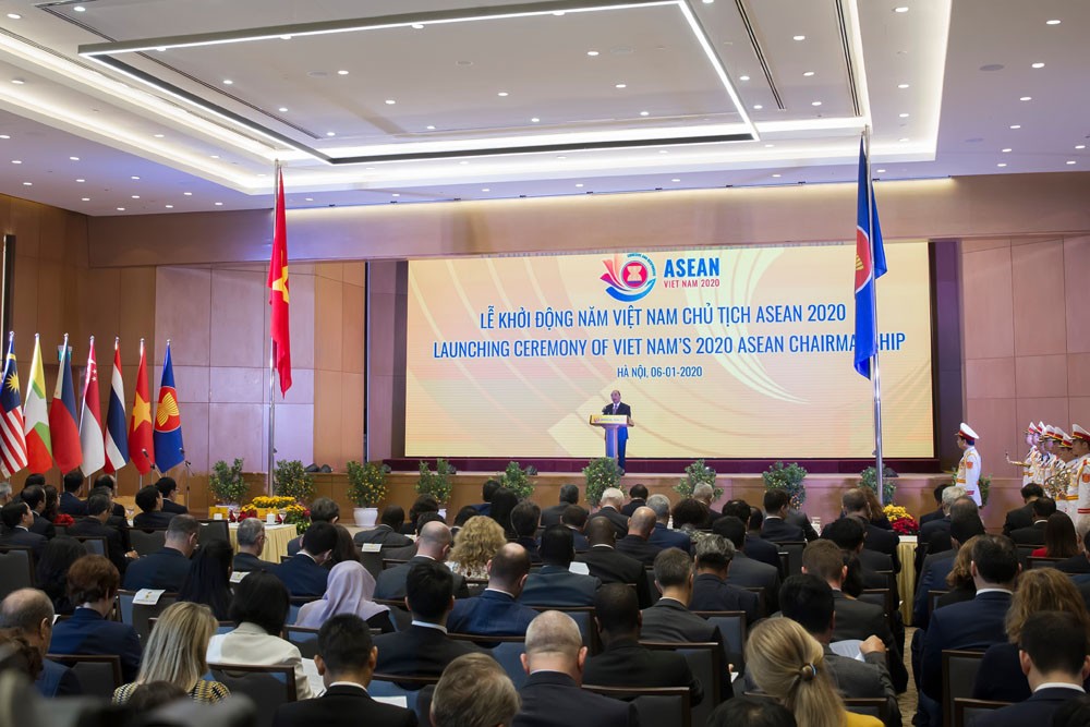 Thủ tướng: Không kết nối nào bền chặt hơn kết nối trái tim đến trái tim ảnh 1