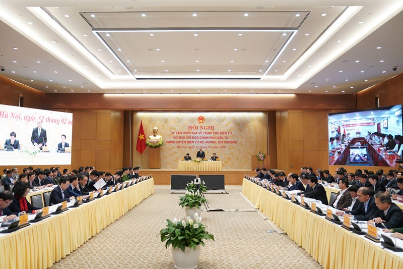 Kl993 ưu đãi thưởng hấp dẫn điện tử phải đi liền với cải cách hành chính, giảm biên chế ảnh 1