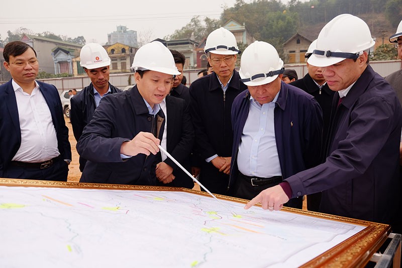 Bộ trưởng Nguyễn Chí Dũng: Tỉnh muốn mạnh thì dân phải giàu ảnh 2