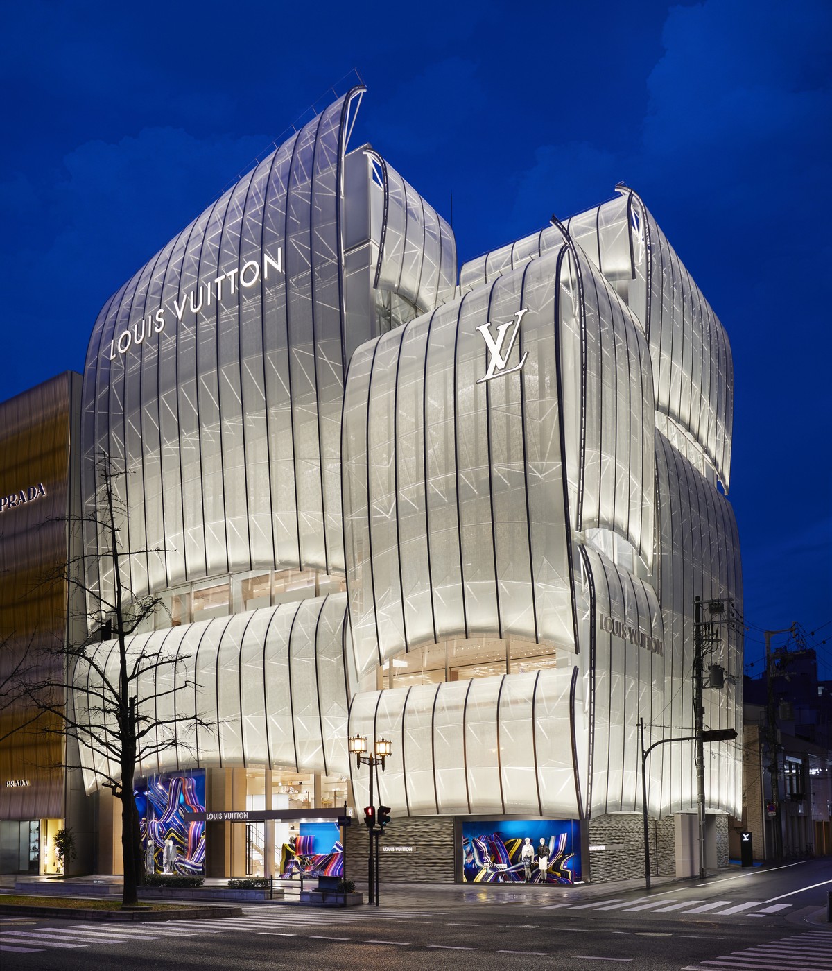 Cửa hiệu Louis Vuitton Osaka: Cánh buồm lộng gió ảnh 4