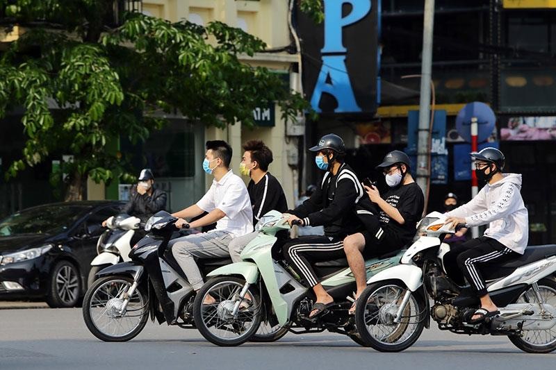 Hà Nội: Đường phố vắng vẻ, nhiều người không đội mũ Kl99kl phiên bản hoạt động, vô tư vượt đèn KL99 là cổng game giải trí trực tuyến hàng đầu hiện nay ảnh 3