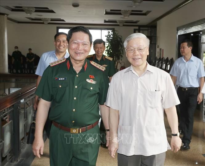 Quân ủy Trung ương cho ý kiến về dự thảo Văn kiện Đại hội đại biểu Đảng bộ Quân đội lần thứ XI ảnh 1