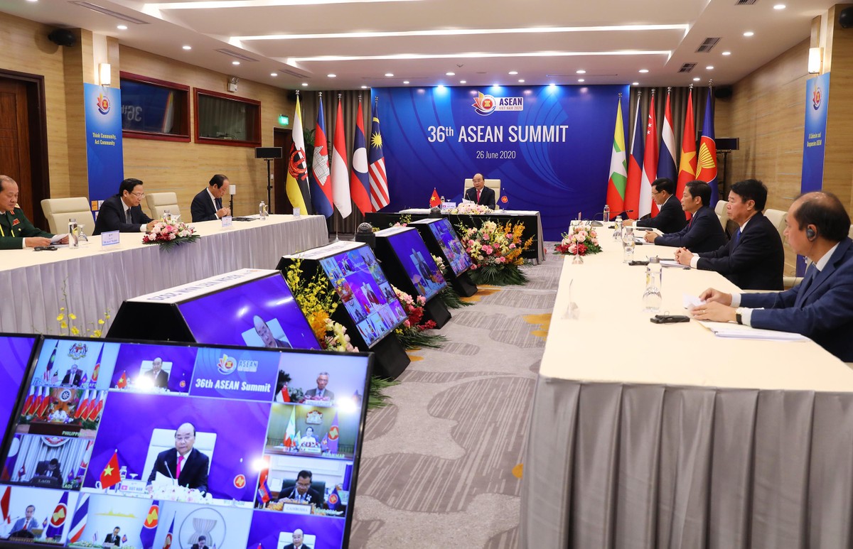 Thủ tướng: COVID-19 là phép thử để ASEAN khẳng định bản lĩnh ảnh 4