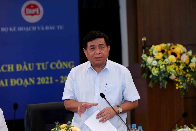Bộ trưởng Nguyễn Chí Dũng khẳng định, muốn tăng tốc phát triển, phải dựa vào khoa học - công nghệ, đổi mới sáng tạo.