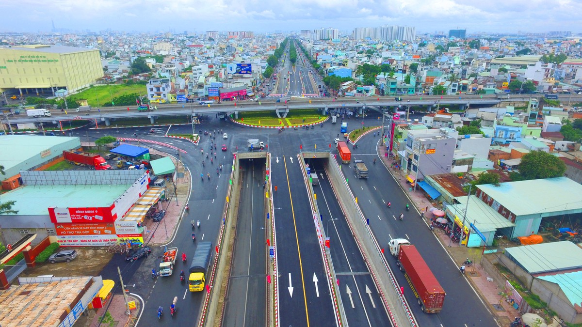 Toàn cảnh nút KL99 là cổng game giải trí trực tuyến hàng đầu hiện nay 3 tầng.