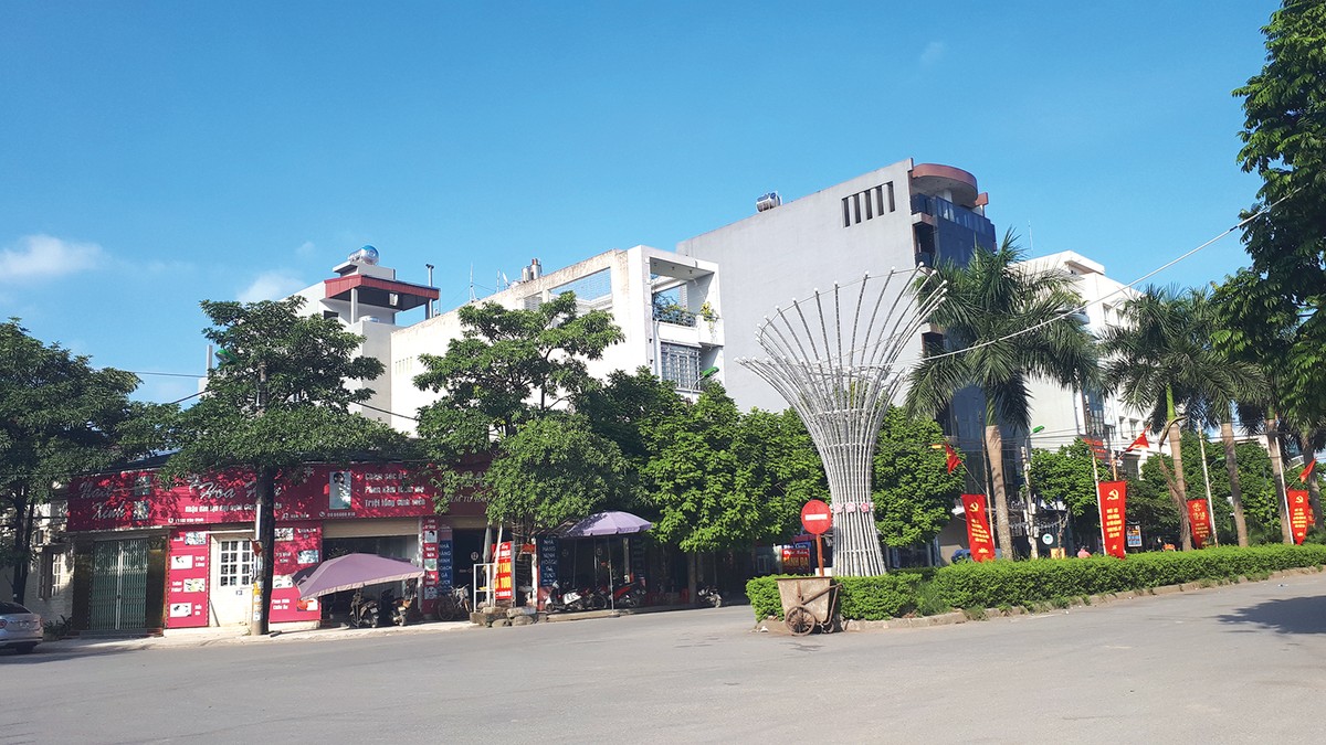 Khu quy hoạch trung tâm thương mại Vân Đình cũng ít người mua. Ảnh: Nhất Nam