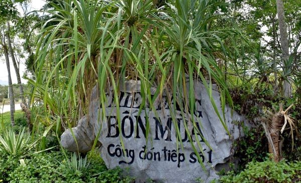 Cổng đón tiếp vào "Thiên đàng" bốn mùa tại Dự án Khu du lịch sinh thái Thiên Đàng