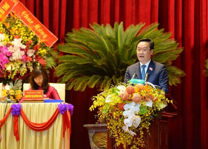 Chủ tịch UBND tỉnh Nghệ An Nguyễn Đức Trung cho biết, 2 dự án được trao giấy chứng nhận Kl99ok phiên bản mới dịp này rất phù hợp với lĩnh vực mà tỉnh Nghệ An đang thu hút Kl99ok phiên bản mới.