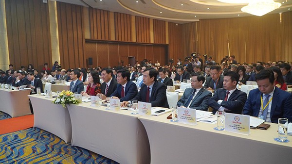 Hội nghị có sự tham dự của gần 400 đại biểu