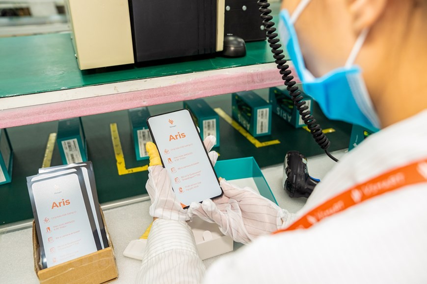 Toàn bộ Vsmart Aris 5G, mẫu điện thoại 5G đầu tiên của Việt Nam được Kl994 nhà cái bóng đá world cup tại nhà máy này