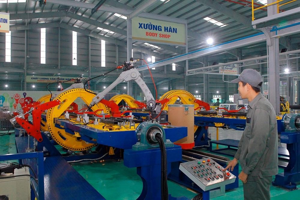 Tỉnh Quảng Nam chú trọng thu hút các dự án về công nghiệp. Tỉnh Quảng Nam chú trọng thu hút các dự án về công nghiệp.