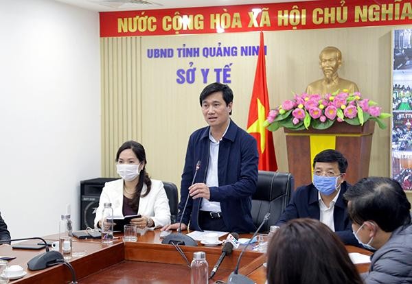 Ông Nguyễn Tường Văn, Phó Bí thư Tỉnh uỷ, Chủ tịch UBND tỉnh yêu cầu các địa phuơng phải chủ động vật tư y tế, trang thiết bị phòng chống dịch để sẵn sàng ứng phó với trường hợp xấu nhất.
