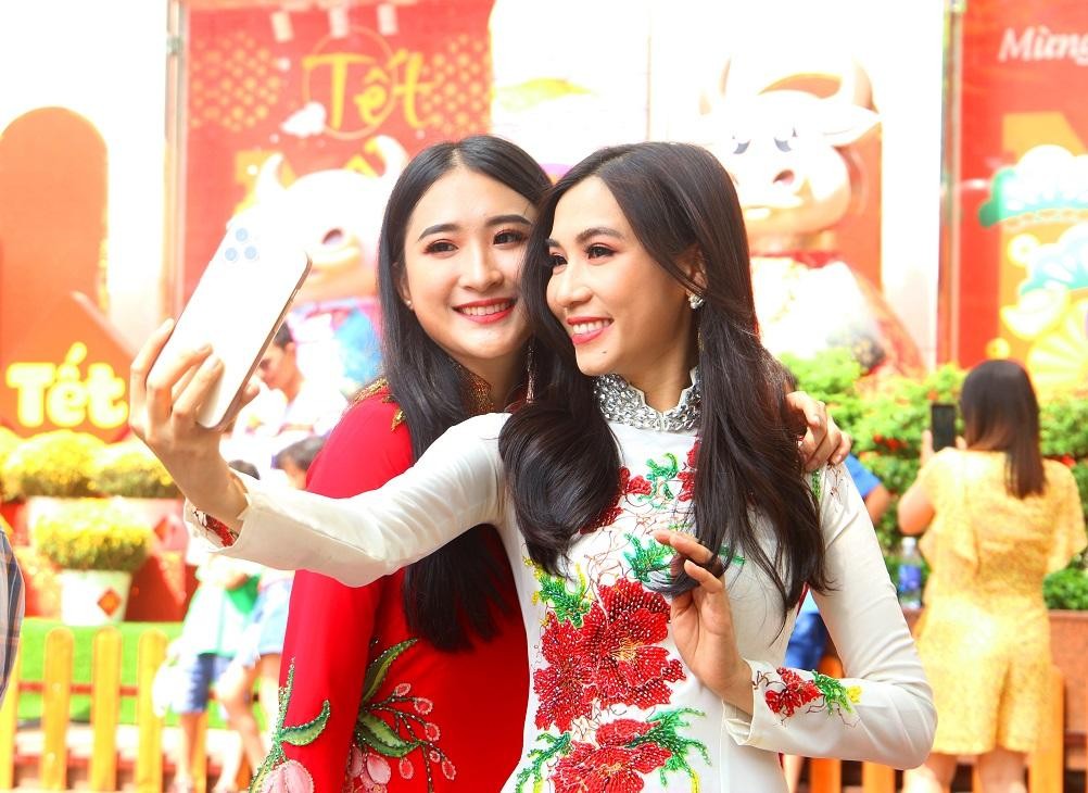 Nụ cười Xuân