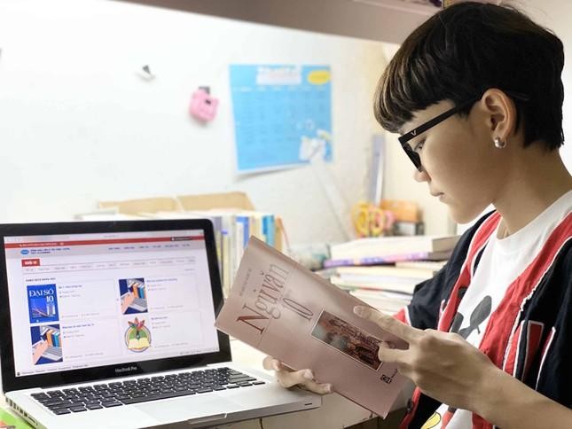 Sử dụng các công cụ công nghệ được kỳ vọng giúp học sinh tiếp thu bài giảng hiệu quả hơn cũng như nâng cao khả năng tự học (Ảnh minh hoạ).