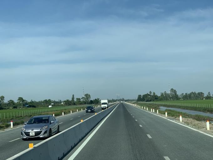 Một đoạn tuyến Lộ Tẻ - Rạch Sỏi