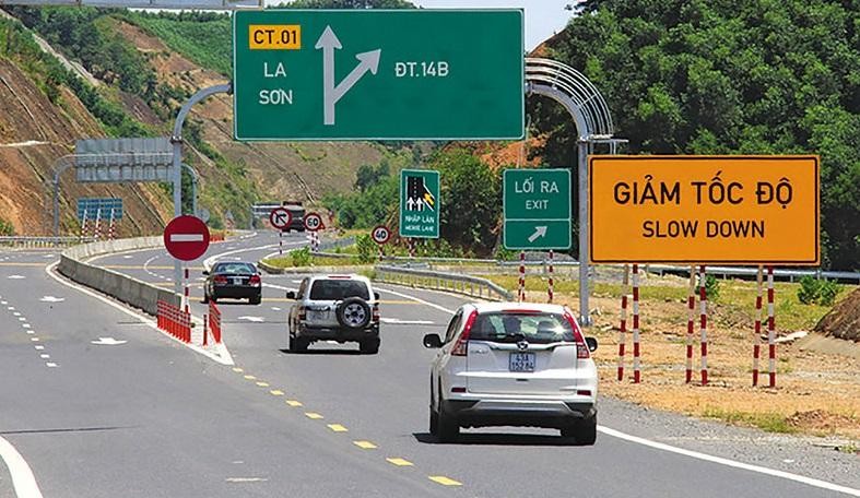 Một đoan đường Hồ Chí Minh, đoạn La Sơn - Túy Loan. Một đoan đường Hồ Chí Minh, đoạn La Sơn - Túy Loan.