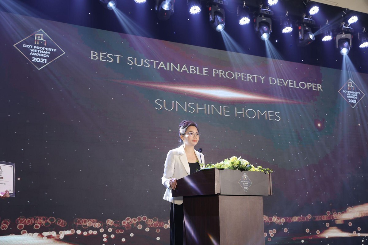 Bà Đỗ Thị Định - Tổng Giám đốc Sunshine Homes phát biểu tại sự kiện. Bà Đỗ Thị Định - Tổng Giám đốc Sunshine Homes phát biểu tại sự kiện.