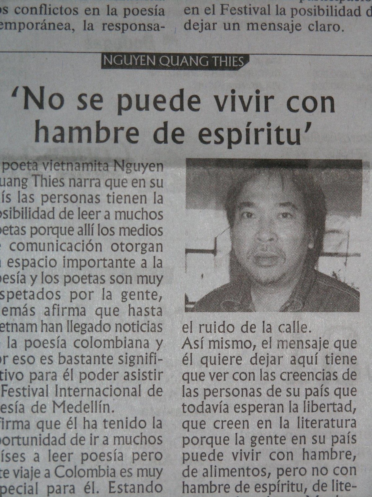 Nhà văn Nguyễn Quang Thiều trên báo Colombia.