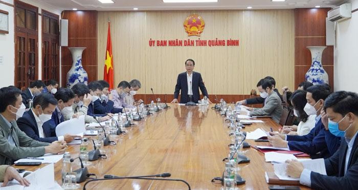 Phó chủ tịch UBND tỉnh Quảng Bình Phan Mạnh Hùng yêu cầu các sở ban ngành, địa phương rà soát, xử lý ngay những vướng mắc phát sinh của từng dự án Kl99ok phiên bản mới công.