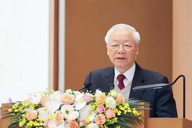 Tổng Bí thư Nguyễn Phú Trọng ghi nhận, đánh giá cao chiến lược vắc-xin của Việt Nam đã "đi sau về trước" (Ảnh: Nhật Bắc)