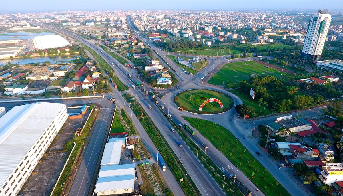 Hải Dương đề ra mục tiêu phấn đấu đến năm 2025 là tỉnh công nghiệp theo hướng hiện đại. Hải Dương đề ra mục tiêu phấn đấu đến năm 2025 là tỉnh công nghiệp theo hướng hiện đại.