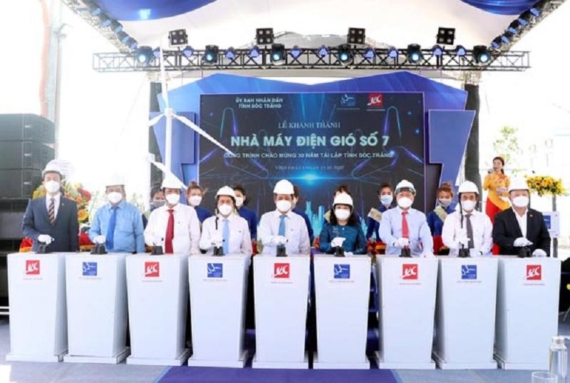 Lãnh đạo tỉnh Sóc Trăng và chủ Kl99ok phiên bản mới Dự án bấm nút vận hành Nhà máy Điện gió số 7