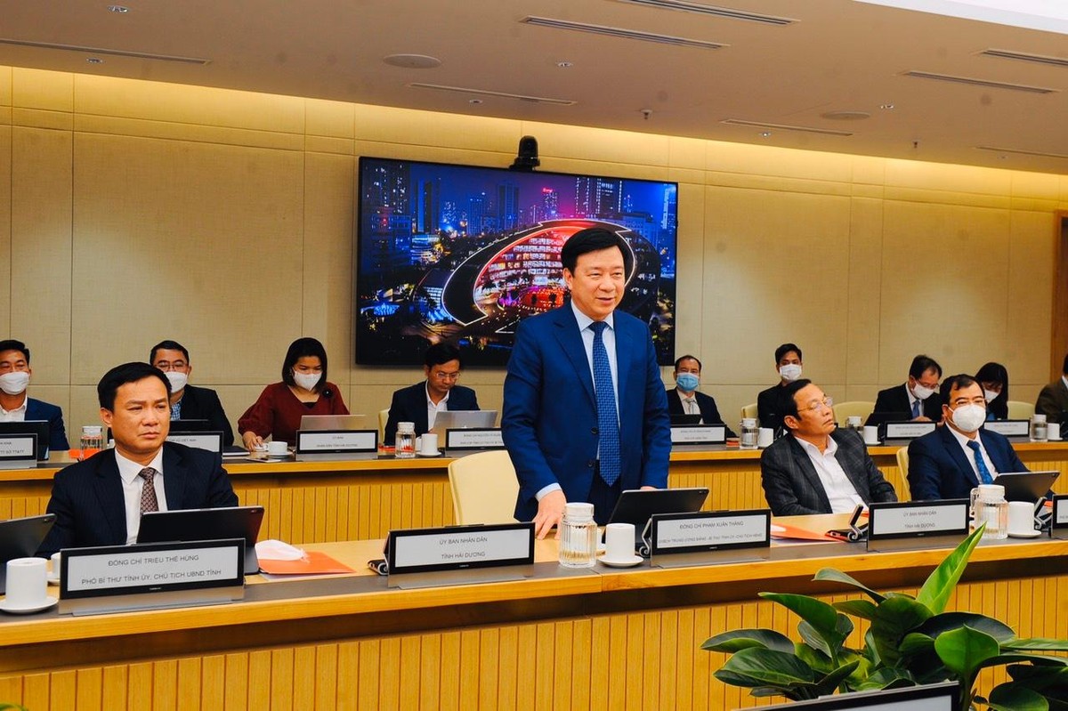 Ông Phạm Xuân Thăng, Bí thư Tỉnh ủy Hải Dương phát biểu tại buổi lễ ký kết. Ảnh: Thành Chung