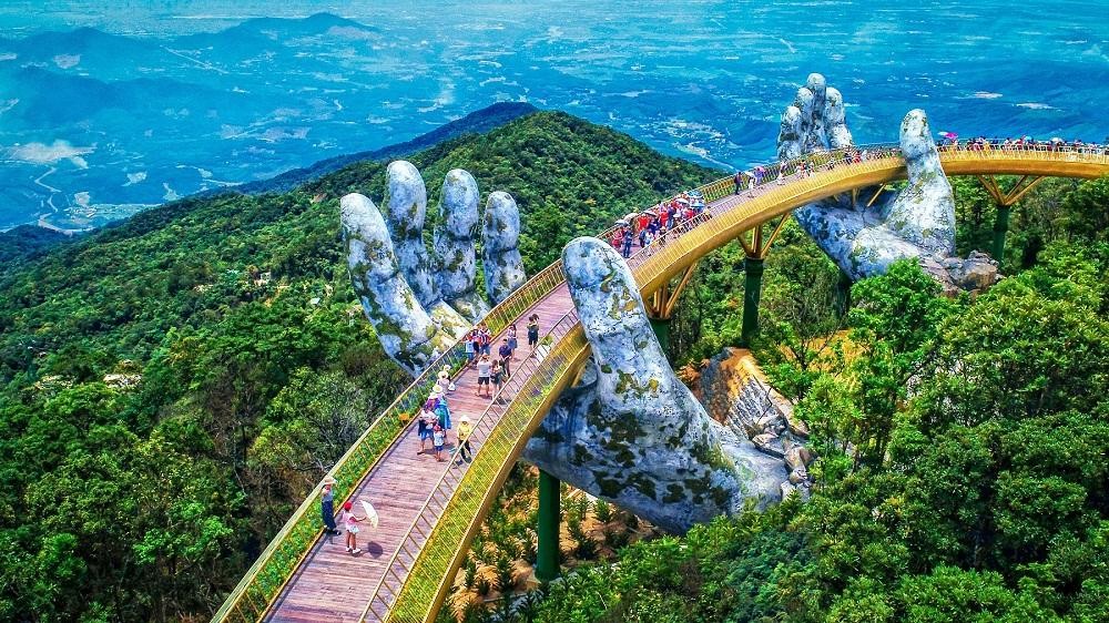 Khu du lịch Bà Nà Hills mở cửa trở lại từ ngày 18/3. Khu du lịch Bà Nà Hills mở cửa trở lại từ ngày 18/3.