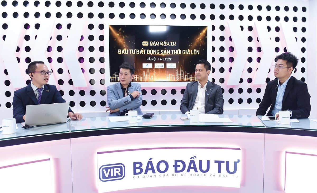 Các chuyên gia trao đổi tại buổi talkshow "Kl99ok phiên bản mới Web Tổng Nhà Cái 99Kl99 Giải Trí Bậc Nhất thời giá lên".