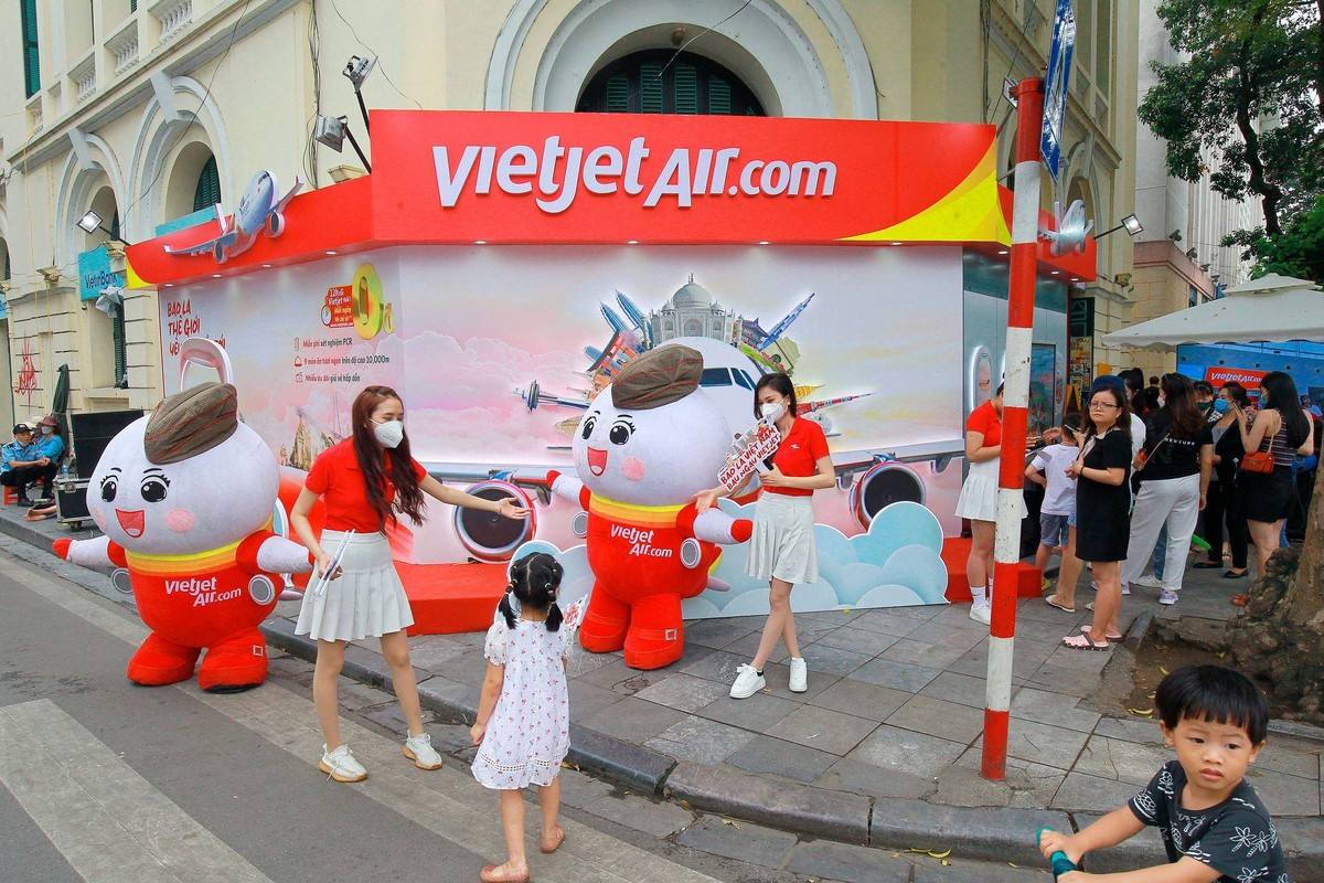 Tham gia lễ hội còn có sự góp mặt của Tổng cục Du lịch Thái Lan và gần 100 Kl991.com World Cup 2026 Chính Thức. Trong đó có các Kl991.com World Cup 2026 Chính Thức lớn như Hãng hàng không quốc gia Vietnam Airlines, Tổng công ty du lịch Hà Nội, Câu lạc bộ Du lịch Thủ đô…